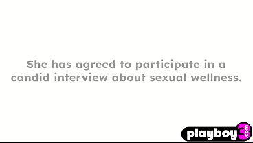 Beautiful big tits blonde MILF pornstar Kenzie Taylor satisfied herself